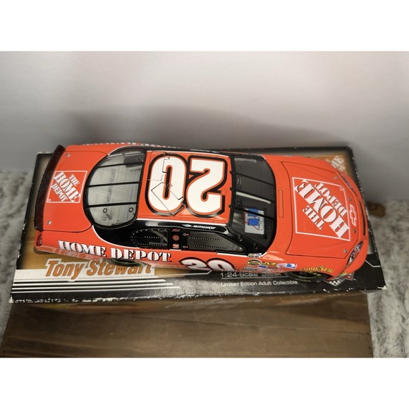 Tony Stewart 2007 #20 Home Depot Monte Carlo SS – 1:24 Action Diecast NASCAR - Picture 5 of 12